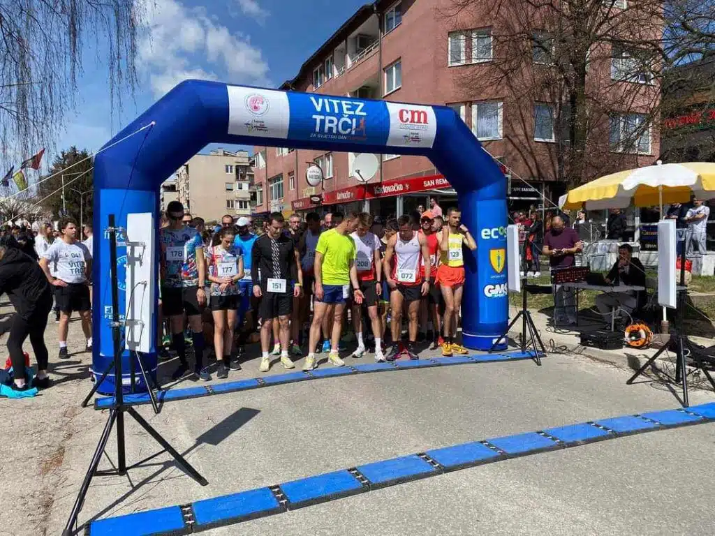 Više od 400 trkača na 5. Viteškoj utrci “Vitez trči za Svjetski dan bubrega”