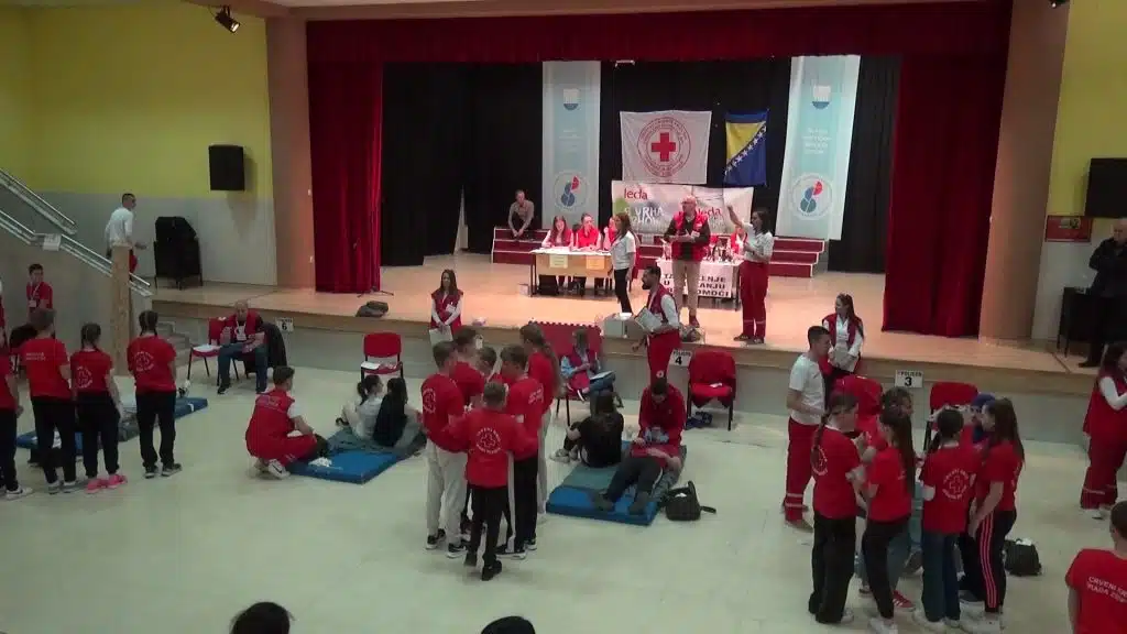 Takmičenje učenika u pružanju prve pomoći