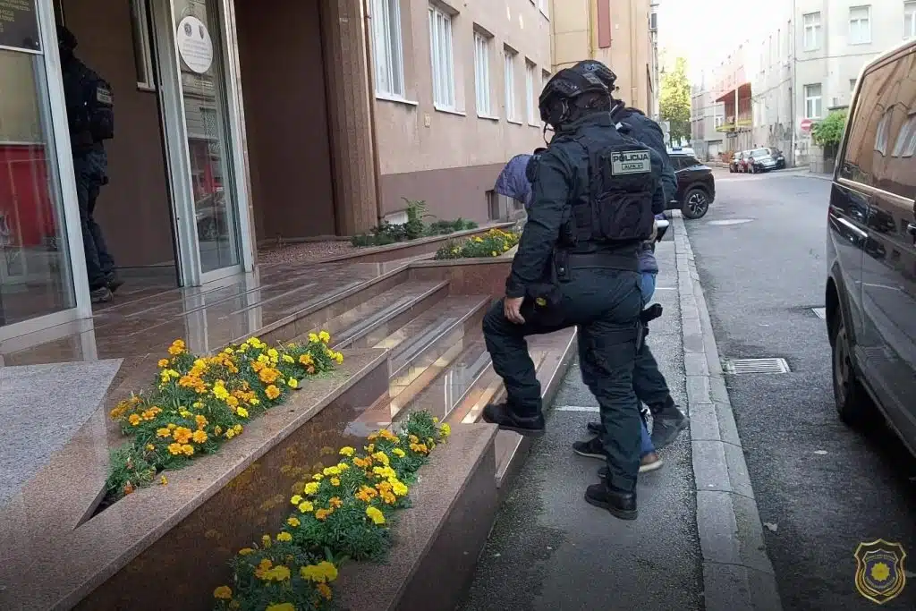 FUP hapsio i na Ilidži: Uhvaćen diler, zaplijenjena droga