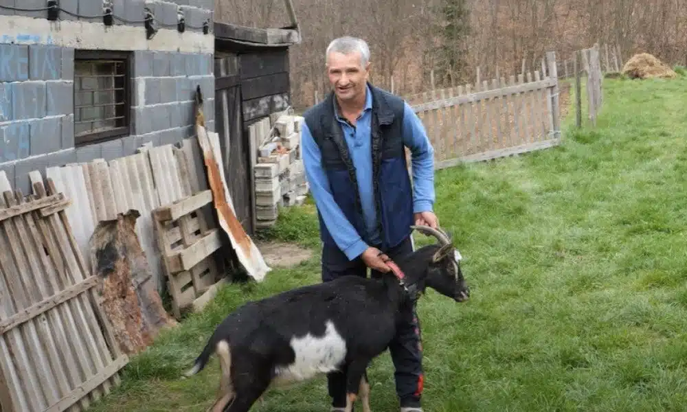 SREDNJA BOSNA: Zbog očevih batina zaboravio čitati i pisati