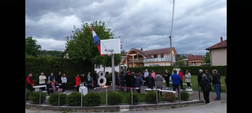 Krunica se moli tijekom cijelog svibnja kod Osmice