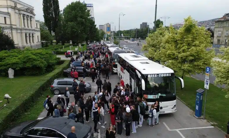 Učenici prvih razreda srednjih škola KS na studijskom putovanju “Od rata do mira”(FOTO)