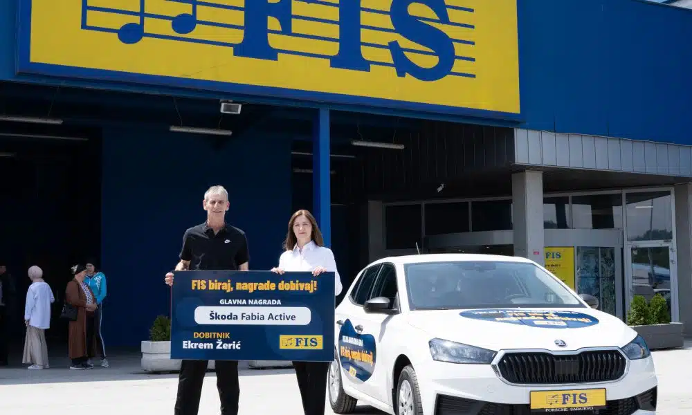 FIS uručio dva automobila Škoda Fabia sretnim dobitnicima