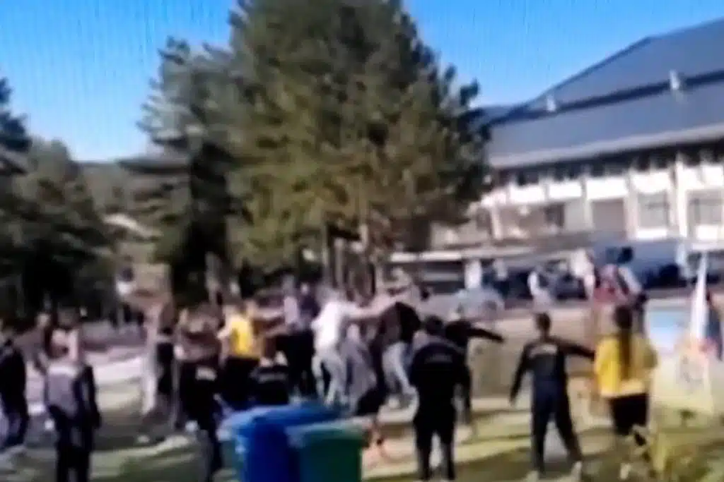 Brutalna tuča roditelja na dječijem turniru (VIDEO)