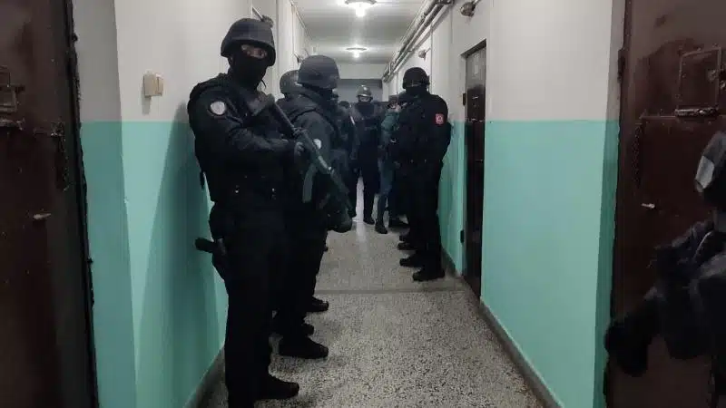 Drama u gradu u BiH: Otet muškarac zadržan u vikendici dok su traženi novac, osumnjičeni uhapšen