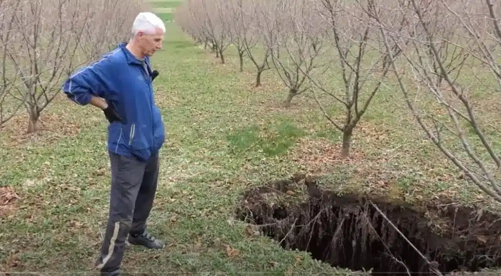 Mirsad u čudu: Velika rupa otvorila se u Središnjoj Bosni, ovo je pravo čudo