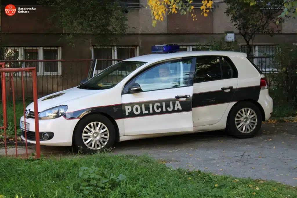 Od petka oduzeta četiri vozila od sarajevskih “divljih vozača”, zajedno imali dug od 65.000 KM neplaćenih kazni
