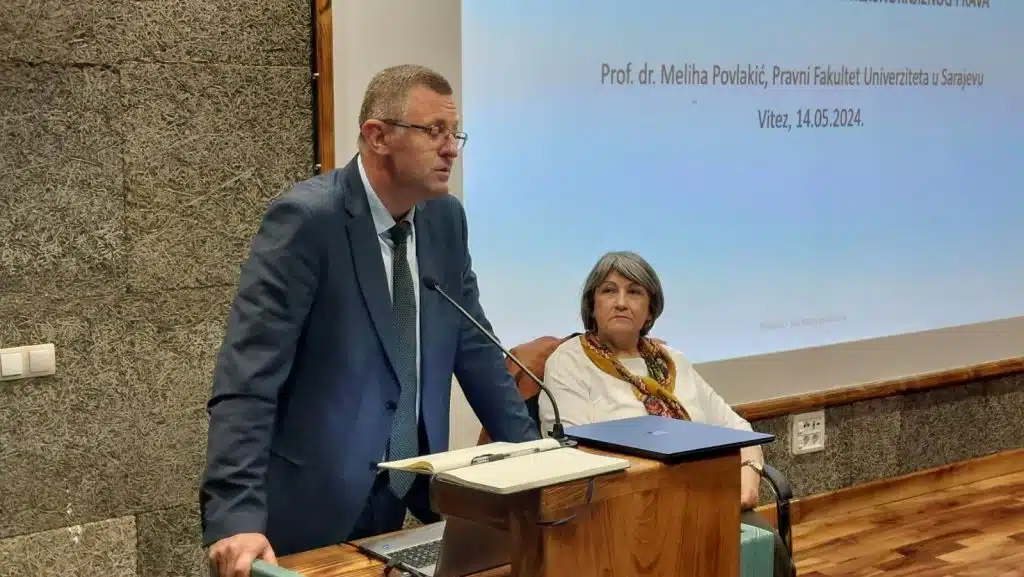 Održana edukaciju na temu: Aktuelna pitanja u primjeni Zakona o zabrani raspolaganja državnom imovinom