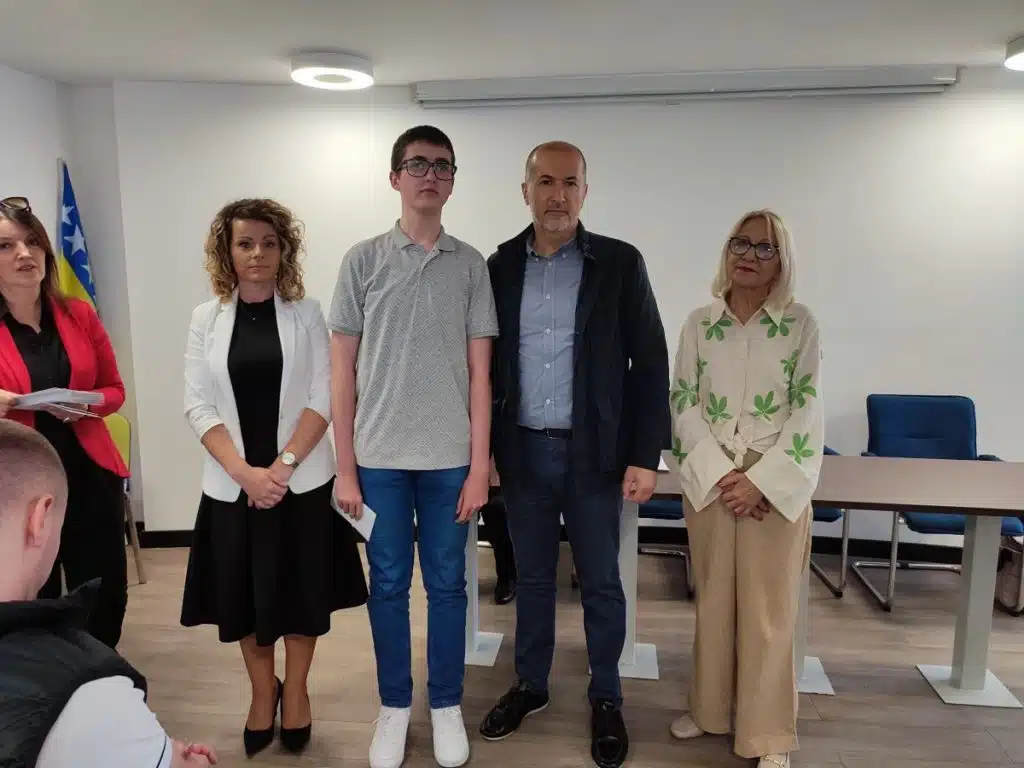Povodom Dana Općine Novo Sarajevo dodijeljene stipendije za djecu bez oba roditelja