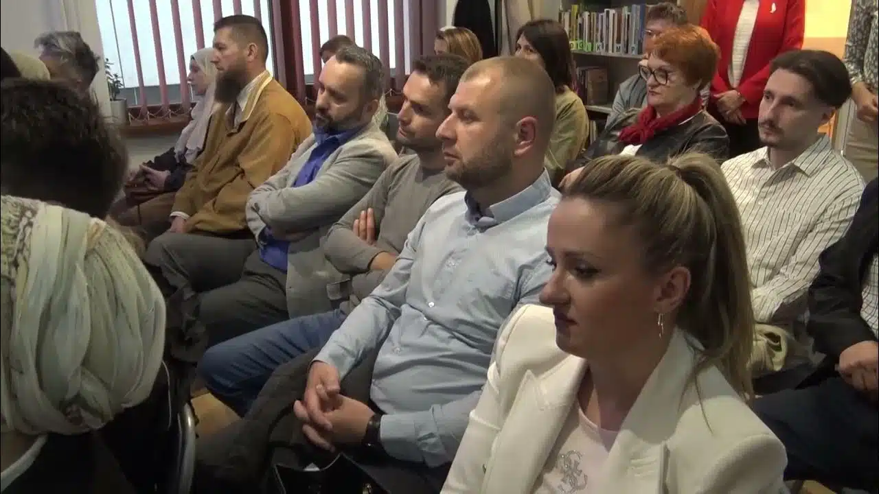 Predstavljen roman „Melun“ autora Envera Čolakovića