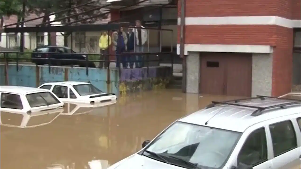 Prošlo 10 godina od razornih poplava u BiH