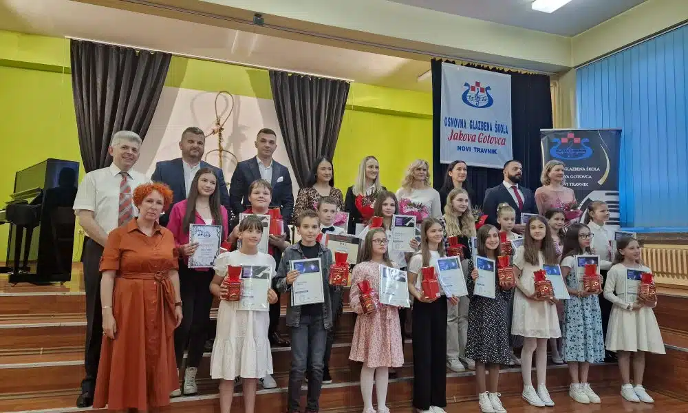 NOVI TRAVNIK: Vrhunski koncert “Sretan ti Novi rođendan” Osnovne i Srednje glazbene škole
