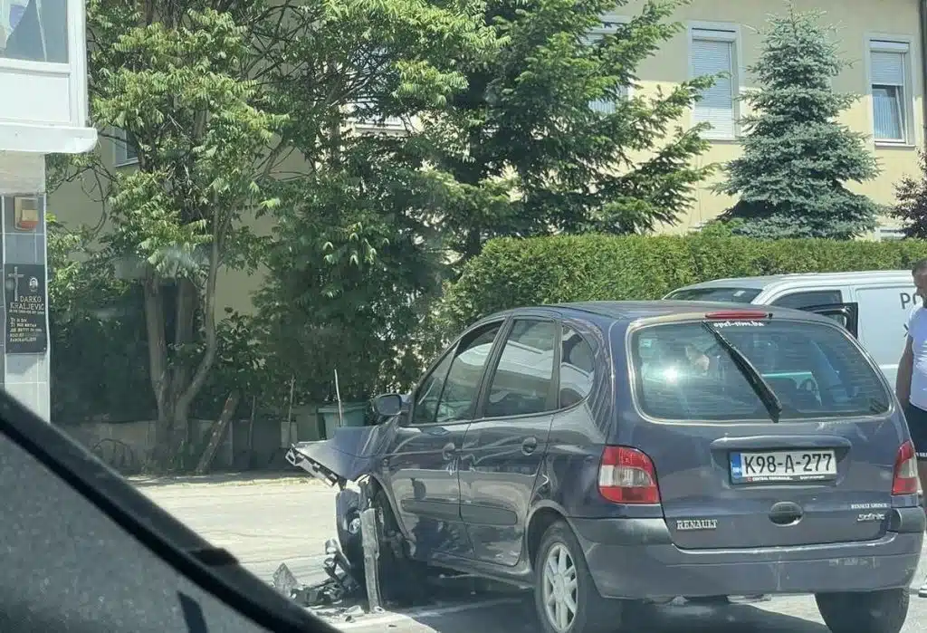 Saobraćajna nesreća u Vitezu kod skretanja za Počulicu