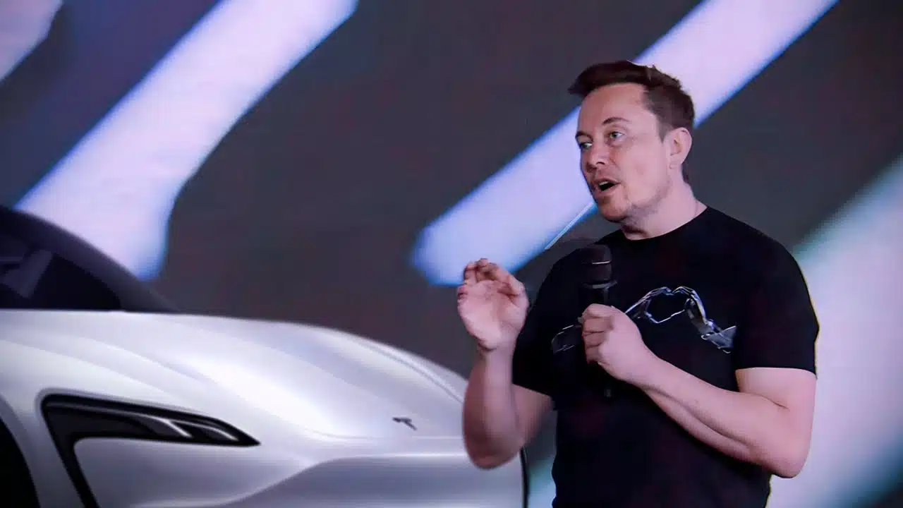 LIVE: Tesla's unveils a masterpiece: The Tesla that will change the car industry forever – Tesla CEO
