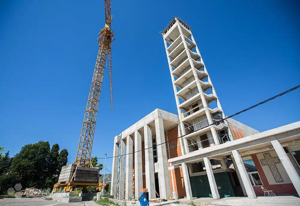 Opljačkana crkva u Mostaru