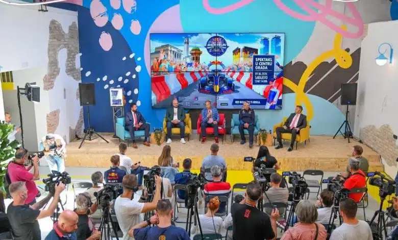 Šteta i Magoda najavili Red Bull Showrun: Sarajevo spremno za adrenalinsku avanturu, formulu i dobru zabavu.