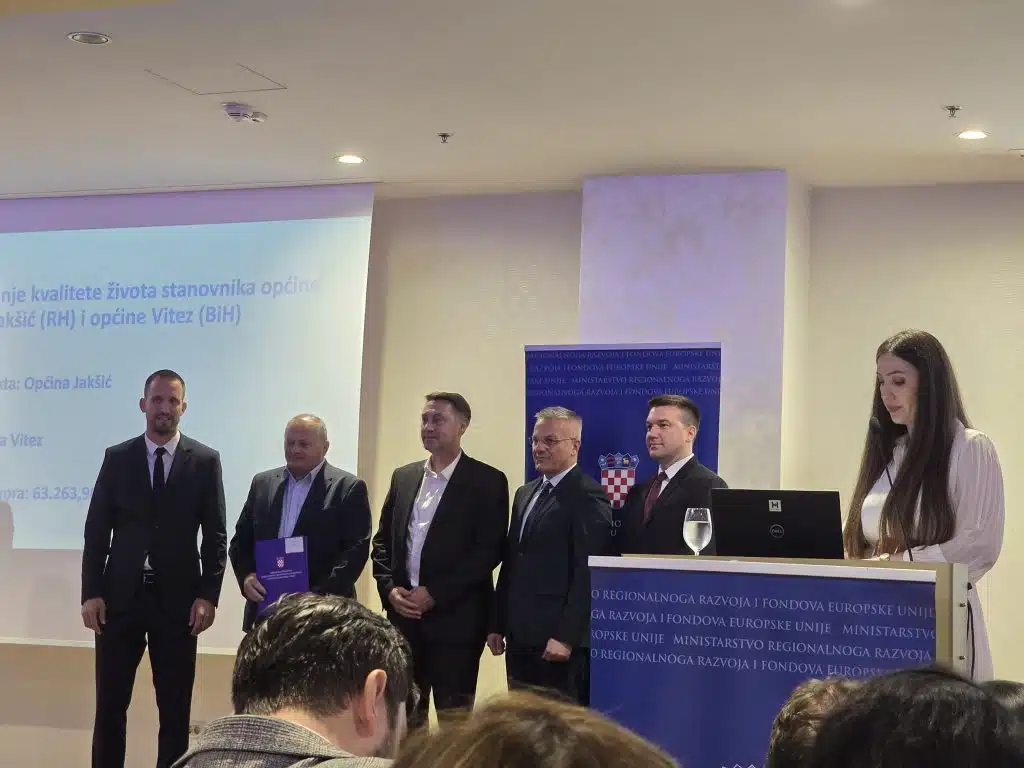 Uz podršku Vlade Republike Hrvatske, načelnik Marjanović potpisao ugovor vrijedan 63.263,90 eura za nastavak ulaganja u Trg.