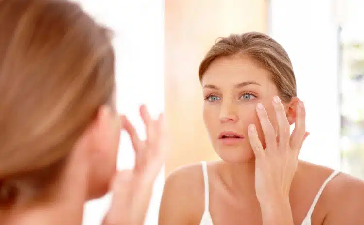 UPOZORENJE DERMATOLOGA: Ova dva pića ubrzavaju proces starenja, izbjegavajte ih