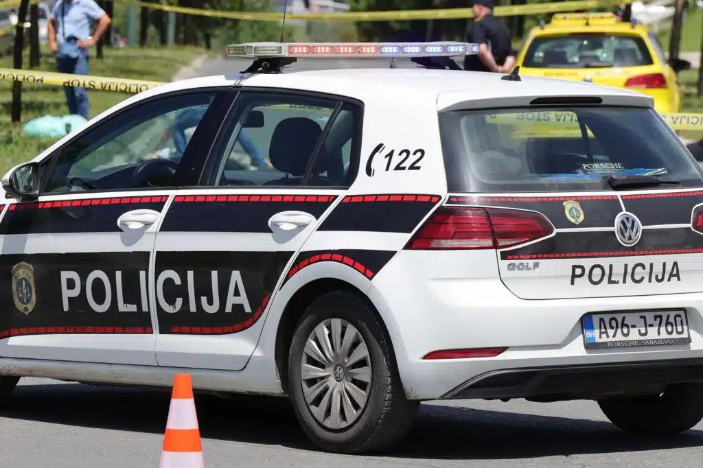 Incident u Vogošći: Marokanac ukrao automobil i izazvao saobraćajnu nesreću