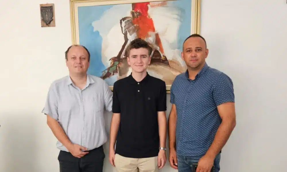Ministar Domić primio dobitnika zlatne medalje na Internacionalnoj matematičkoj olimpijadi u posjetu