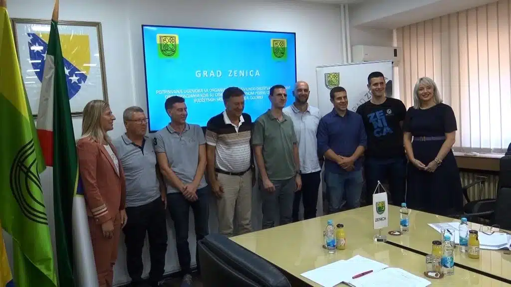 Potpuni ugovori za projekte nevladinih organizacija su potpisani