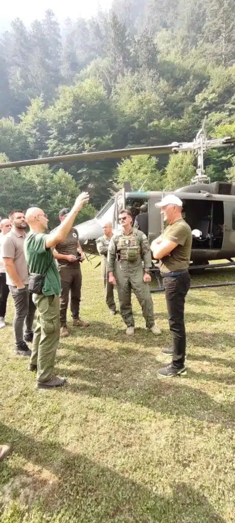 Ugašen požar blizu Bugojna: Helikopteri Oružanih snaga BiH letjeli više od 15 sati
