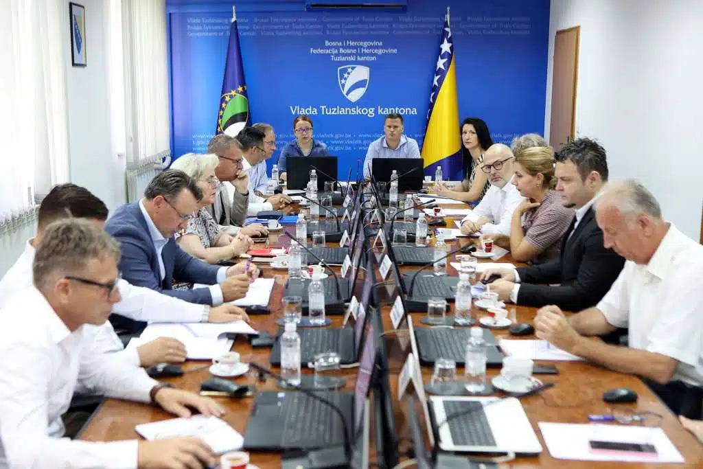 U TK utvrđeni uslovi dodjele sredstava općinama i gradovima za zaštitu i saniranje šteta od nesreća
