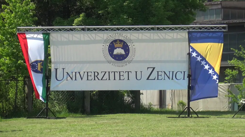 Zenički Univerzitet upisao 486 brucoša u prvom upisnom roku