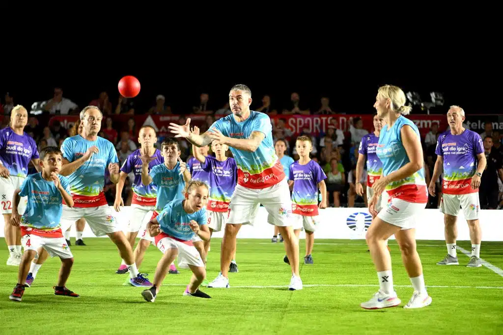 Proglašenje novih ambasadora i revijalni mečevi u igri između dvije vatre na Prokurativama za kraj rekordne sezone Sportskih igara mladih