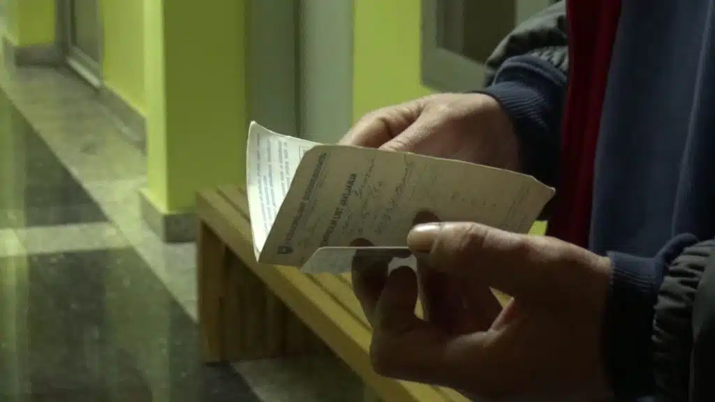 Blago povećan broj nezaposlenih i zaposlenih osoba u ZDK