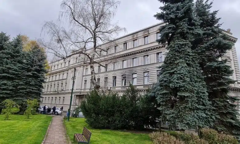 Poziv za prijavu na jednokratnu novčanu pomoć porodicama sa troje i više djece
