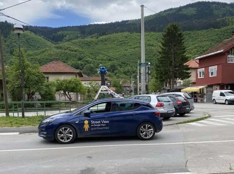 Kako ljudi mogu sakriti svoje kuće s Googlea i zašto to čine: Korak po korak vodič