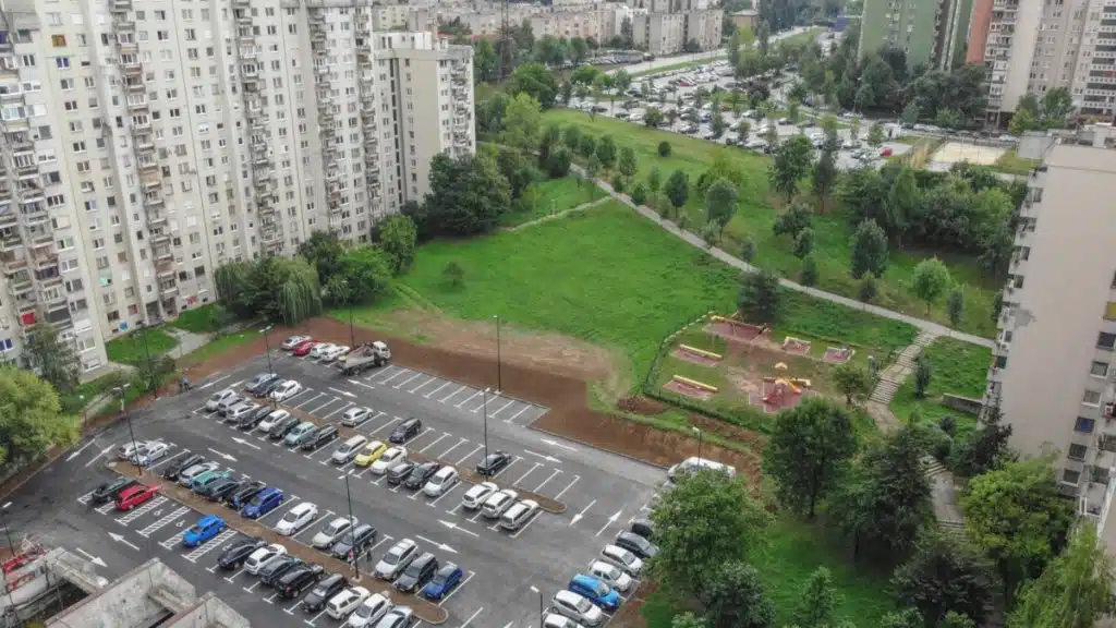 Tokom jula izrečeno 162 prekršajna naloga zbog bespravnog parkiranja na parking mjestima za osobe s invaliditetom