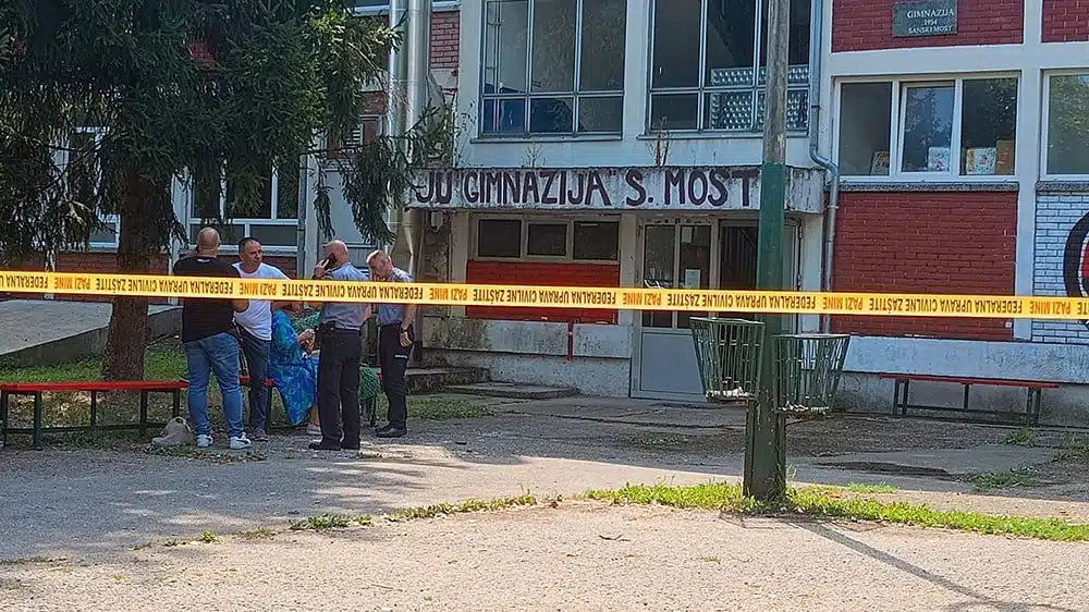 Tragedija u školi u Sanskom Mostu: Tri osobe ubijene u pucnjavi – TNTportal.ba