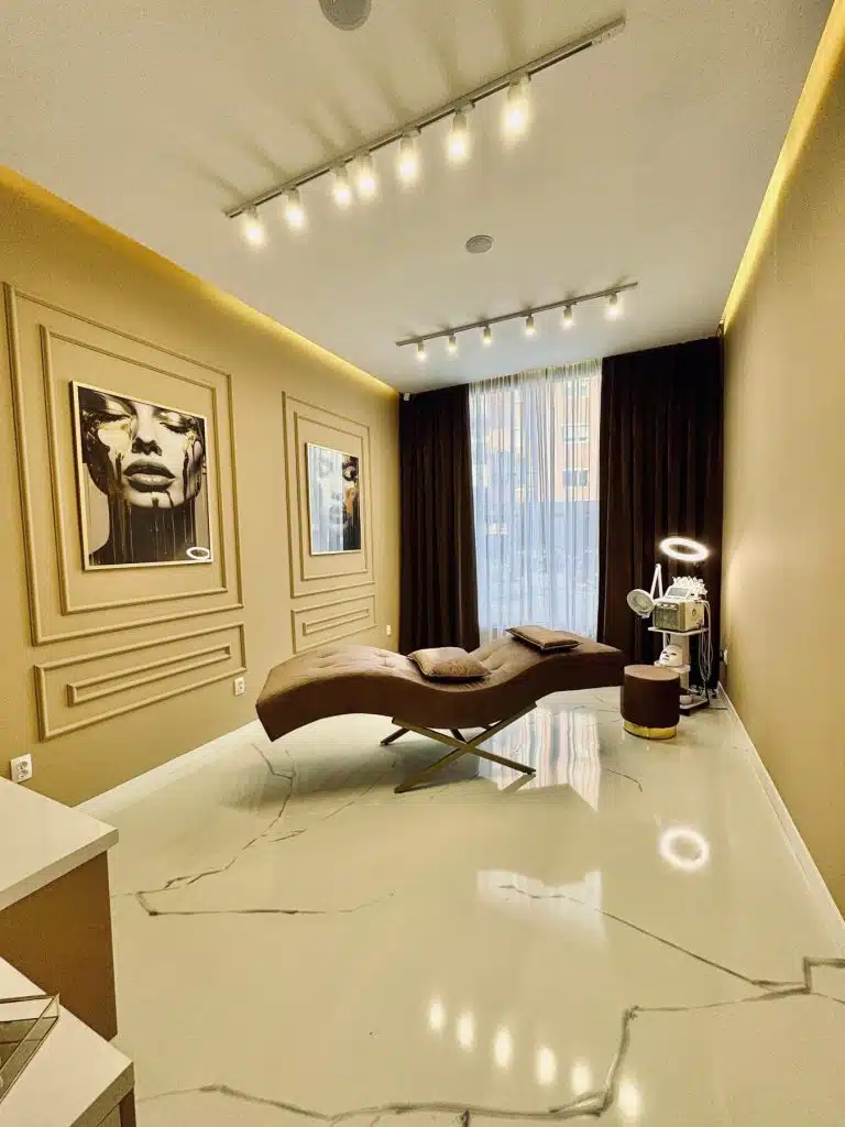 Oglas za posao: Pridružite se Beauty bar IN timu kao kozmetičarka!