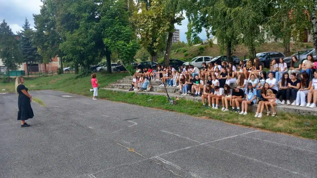Preko 160 mladih volontera doprinijelo uspjehu Travnik Noćne Utrke (FOTO)