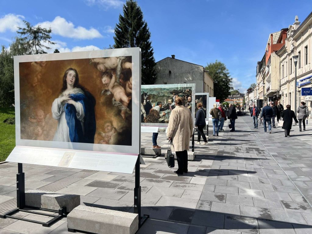 “El Prado na ulicama”: Travnik kao domaćin izložbe