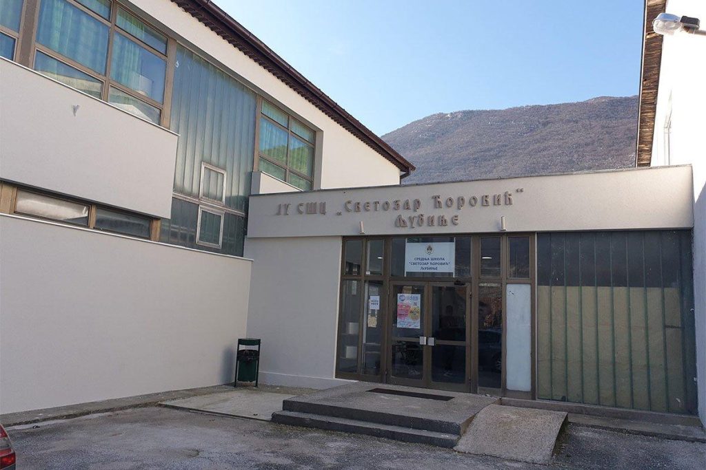 Evakuisana škola u Ljubinju: Stigao prijeteći mail uznemirujućeg sadržaja!
