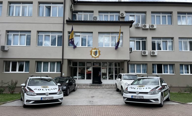 MUP Kantona Sarajevo donirao četiri vozila MUP-u BPK Goražde