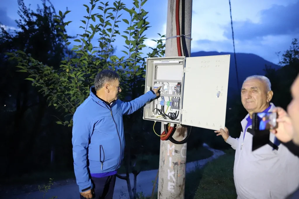 Uvođenje javne rasvjete u naselja Hece i Banjići