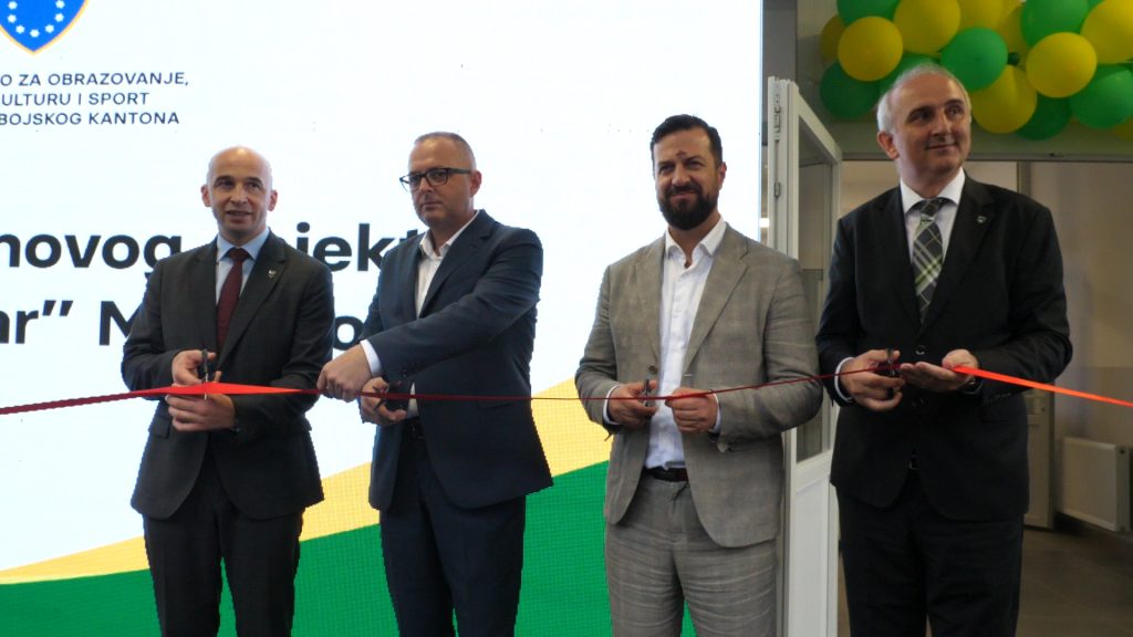 Svečano ovorena nova OŠ “9. septembar” Medakovo: Vlada ZDK i Općina Tešanj investirali 2,5 miliona KM