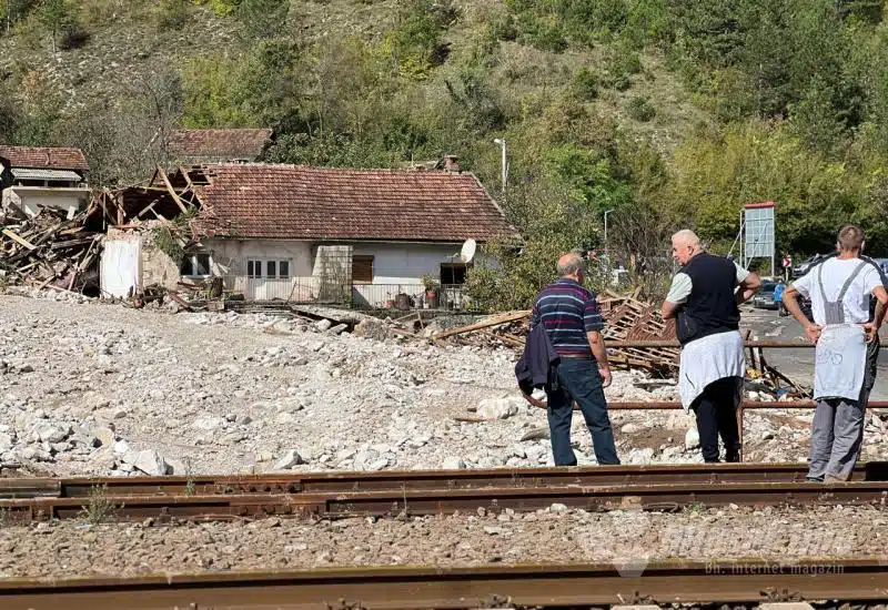 Preminula i mlada trudnica, muž i žena zagrlili se prije smrti, niz je tužnih sudbina