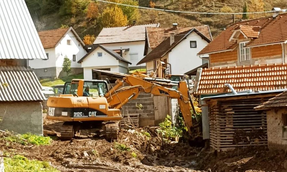 SREDNJA BOSNA: Nakon poplava, Deževice trenutno u najgorem stanju