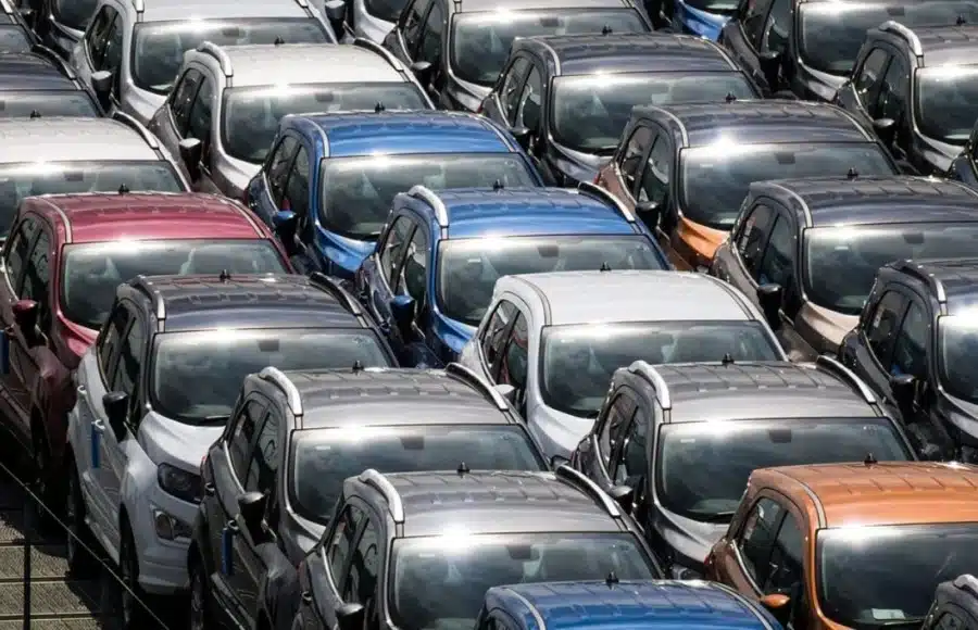 Kako hiljade automobila koji se slupaju u SAD-u završavaju u Rusiji: Tu možete pronaći skoro svaki model