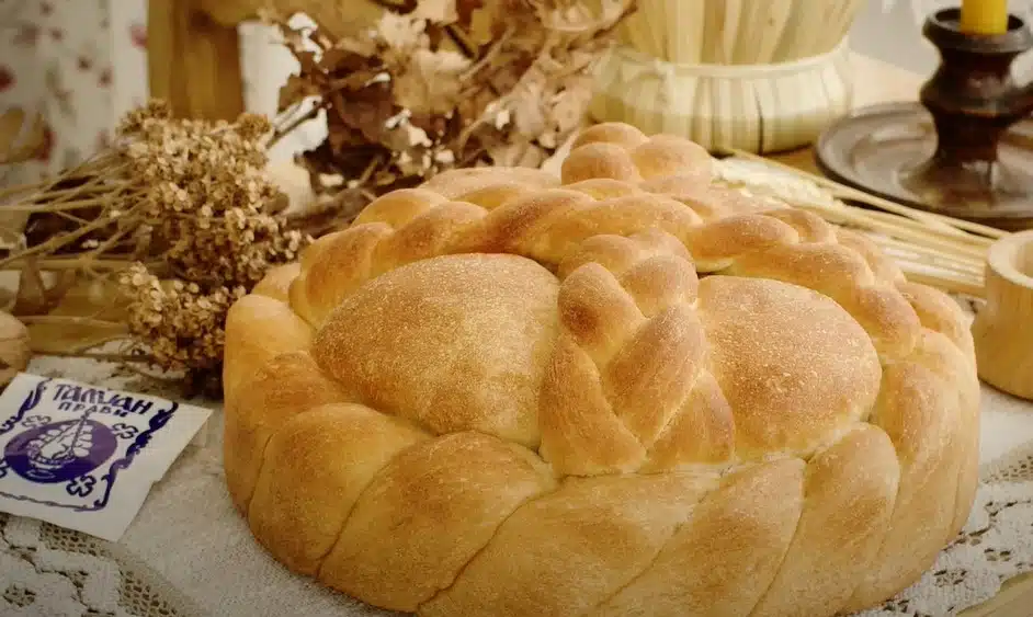 SEZONA SLAVA JE NA POMOLU: Ovo su ključni trikovi za savršen slavski kolač