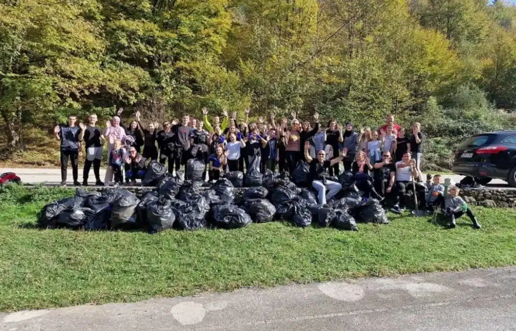Članovi KUD-a “Željezara” izveli akciju “Za čistiji i ljepši Bistričak”