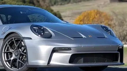 Najnesretnija vlasnica Poršea: Automobil ostavila na popravci, vratili joj ga nakon 11 godina
