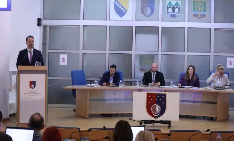 Prekinuta sjednica Skupštine Kantona Sarajevo, upitno je hoće li Registar finansijskih obaveza biti javan