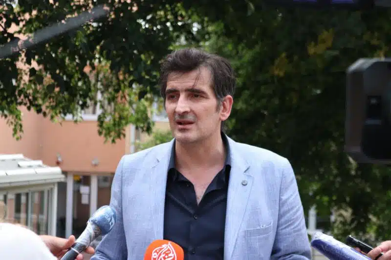 SDP KS zahtijeva smjenu Faruka Kapidžića iz Komisije za zaštitu nacionalnih spomenika.