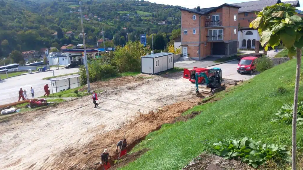 Počeli radovi na izgradnji kružnog toka na Kalibunaru (FOTO)